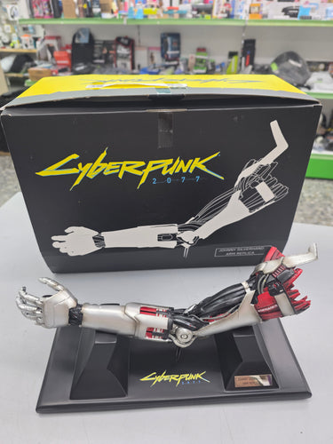 Brazo Johnny Silverhand Cyberpunk 2077 (30 cm)